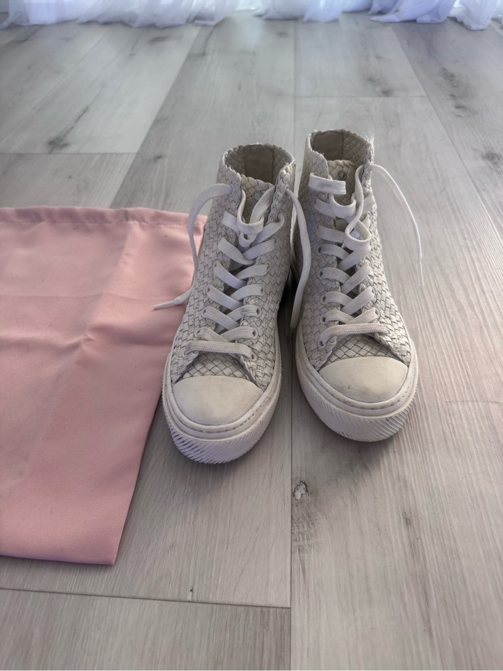Stuart Weitzman white  Woven High-Top Sneakers. Size 5. Worn once
